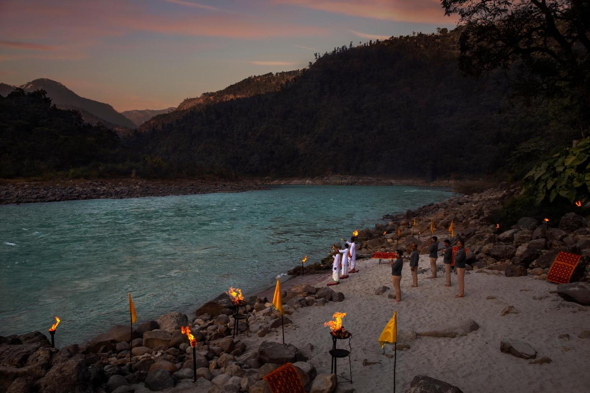 Anand Kashi By The Ganges Rishikesh - Ihcl Seleqtions 호텔 Sirasu 외부 사진